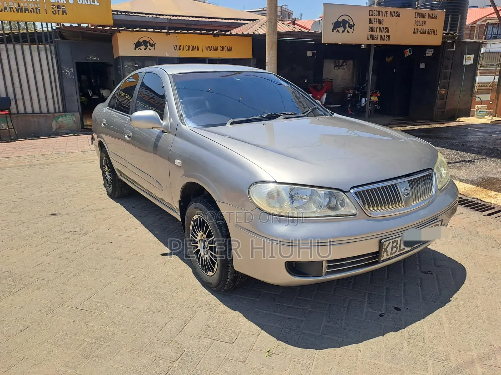 Nissan Bluebird 2003 Gold