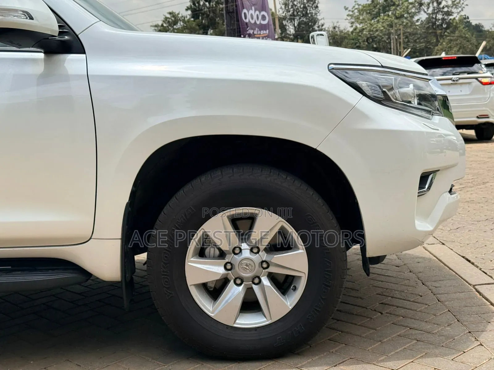 Toyota Land Cruiser Prado 2021 White