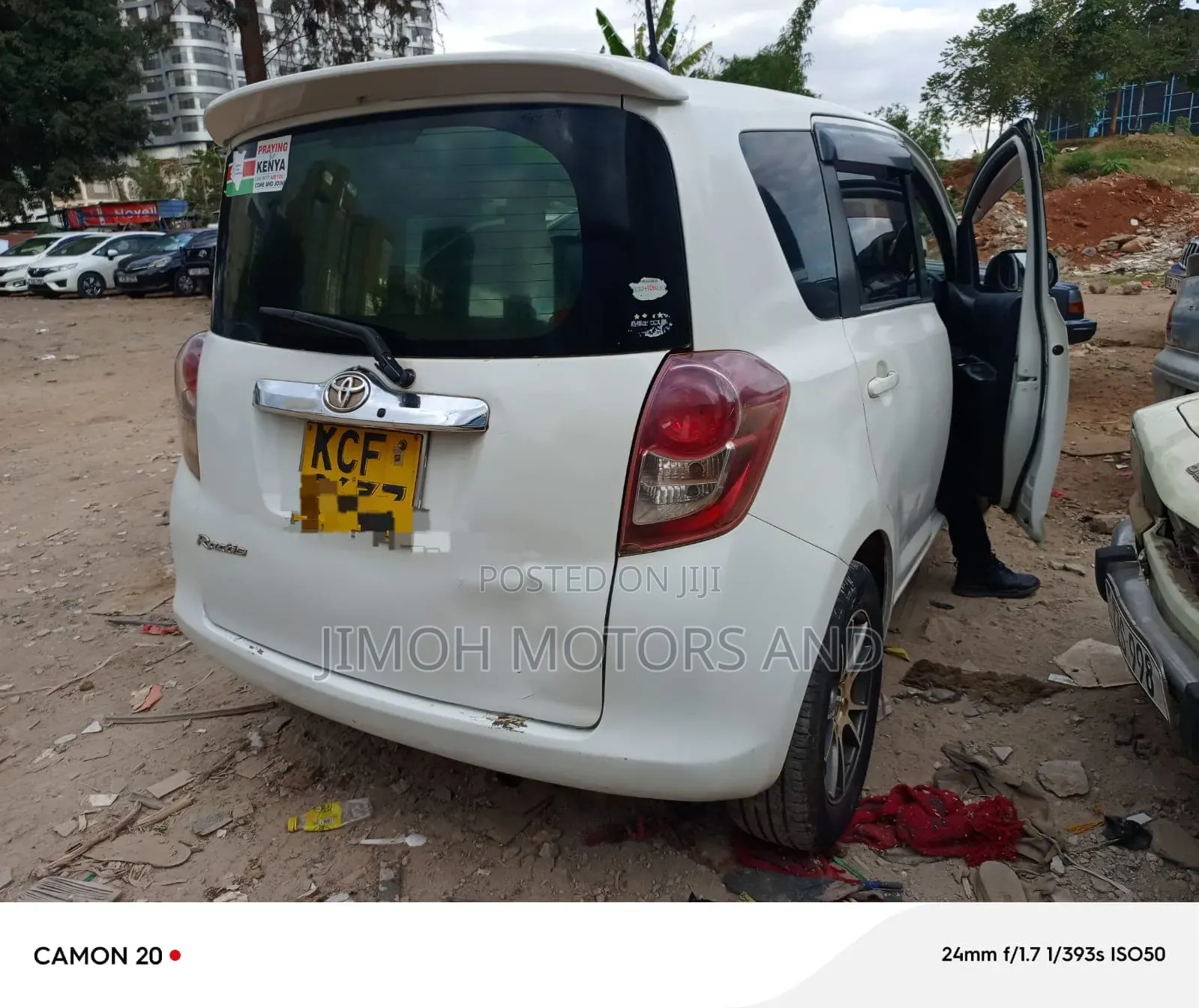 Toyota Ractis 2009 White