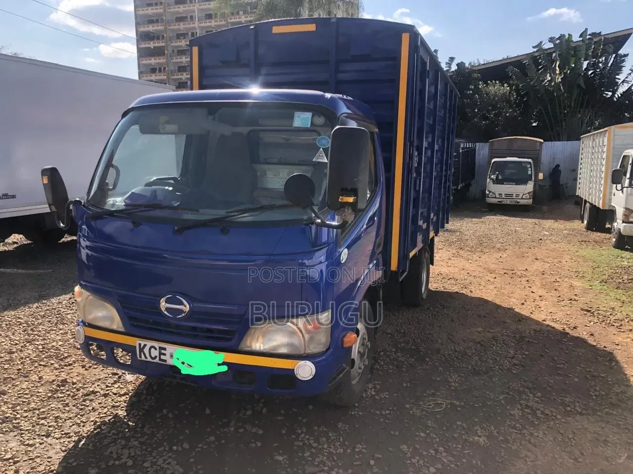 Toyota Dyna 2015 Blue