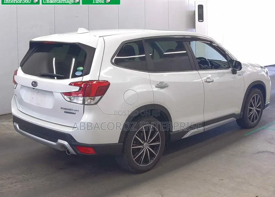 Subaru Forester 2018 White