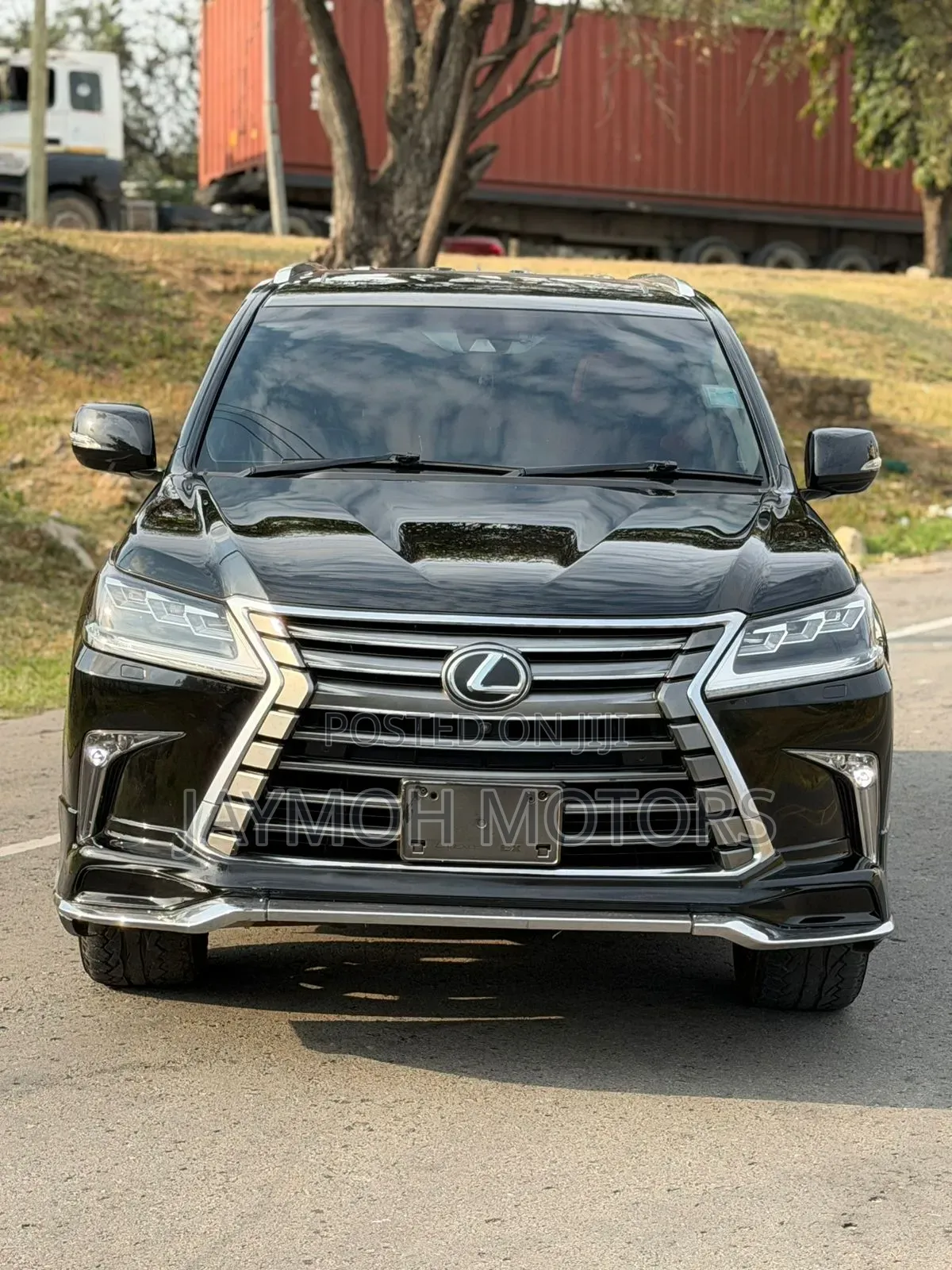 Lexus LX 2016 Black