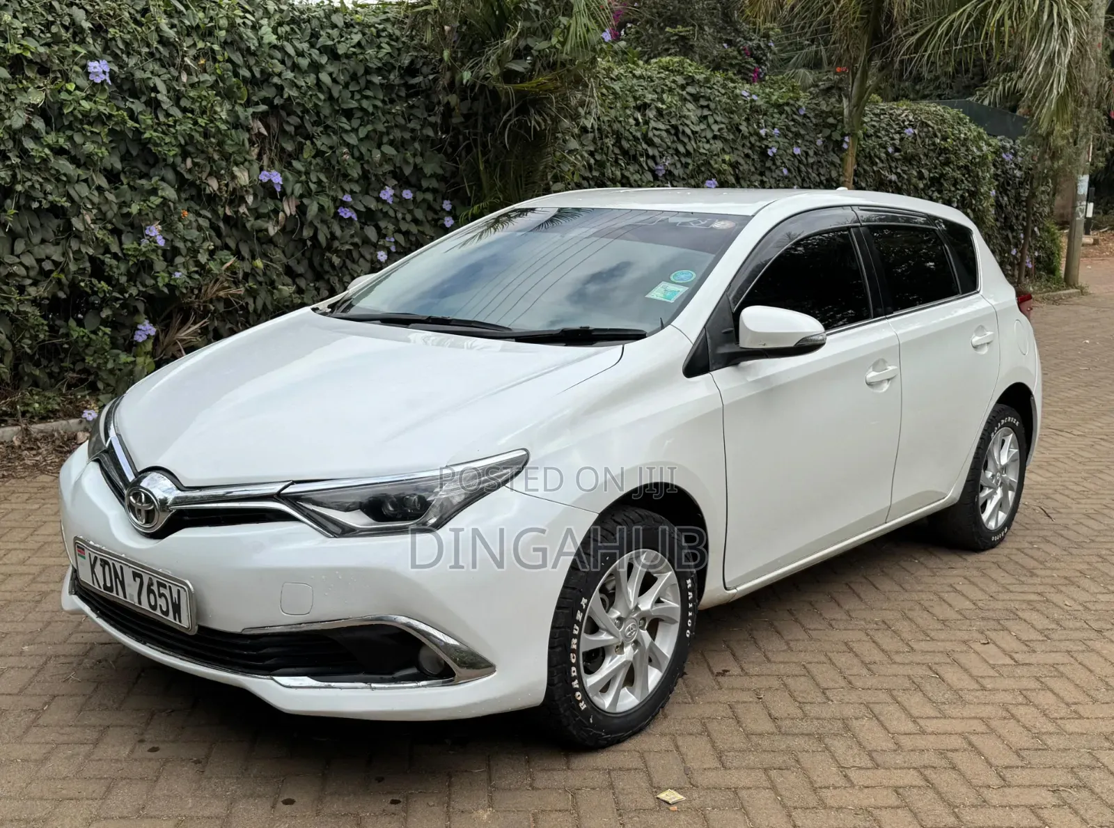 Toyota Auris 2016 White