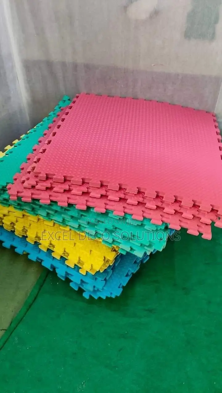 Thick EVA Foam Rubber Mats 600x600mm Equipment Base Cushion