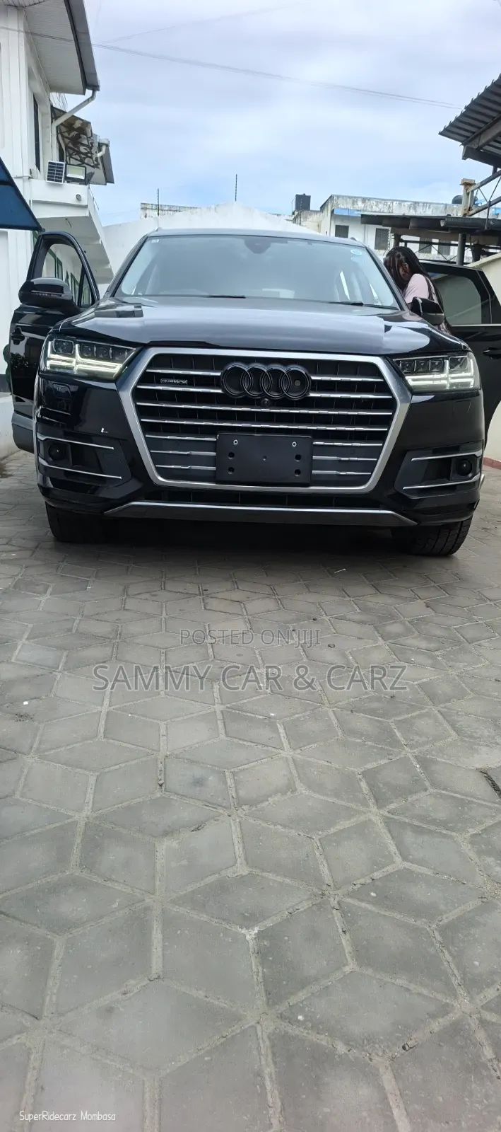 Audi Q7 2019 Black