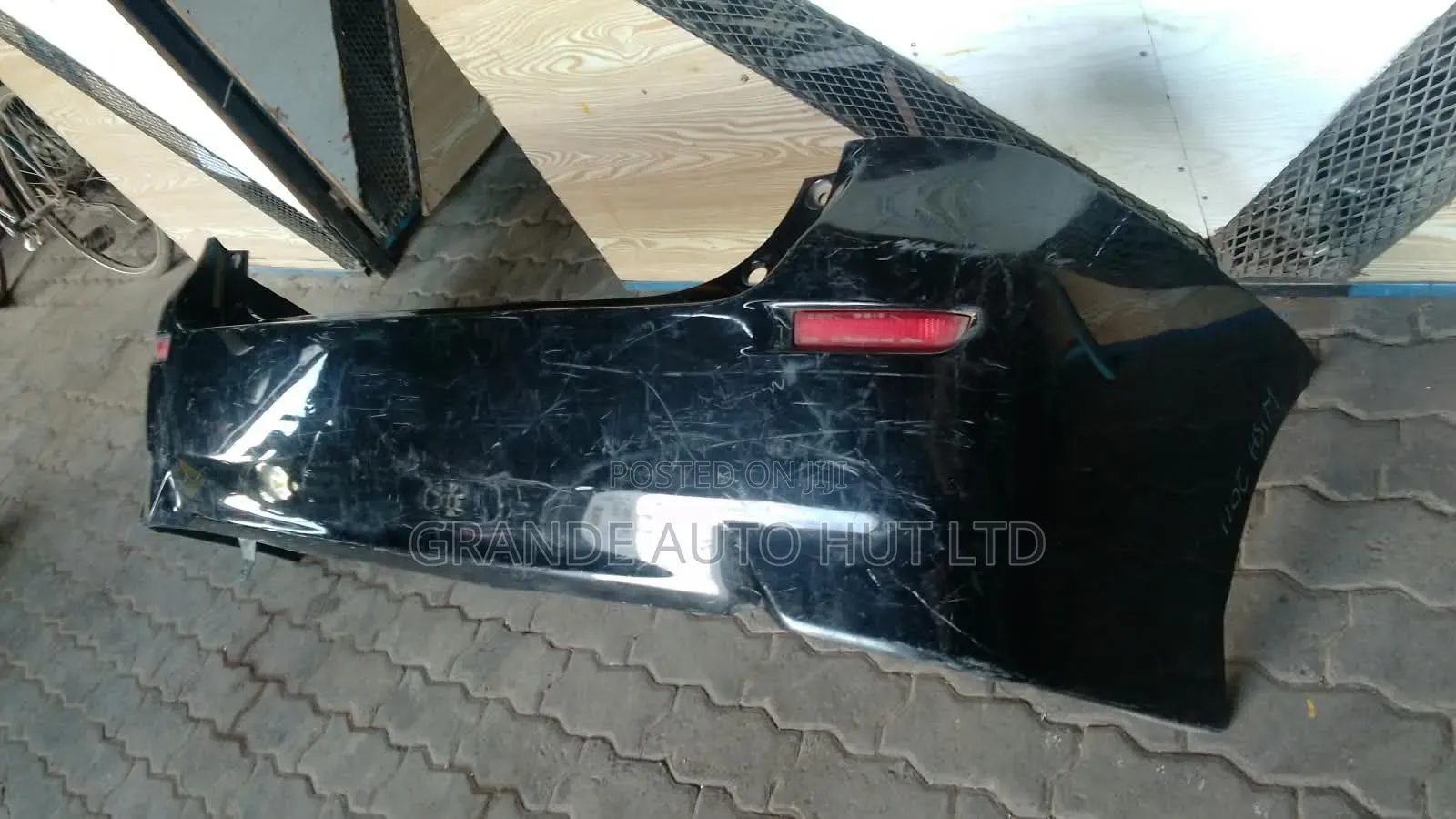 Toyota Wish Bumper Rear 2011