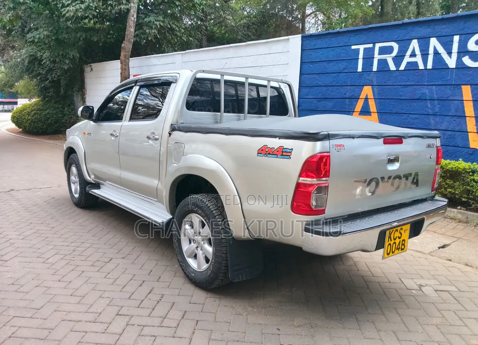 Toyota Hilux 2013