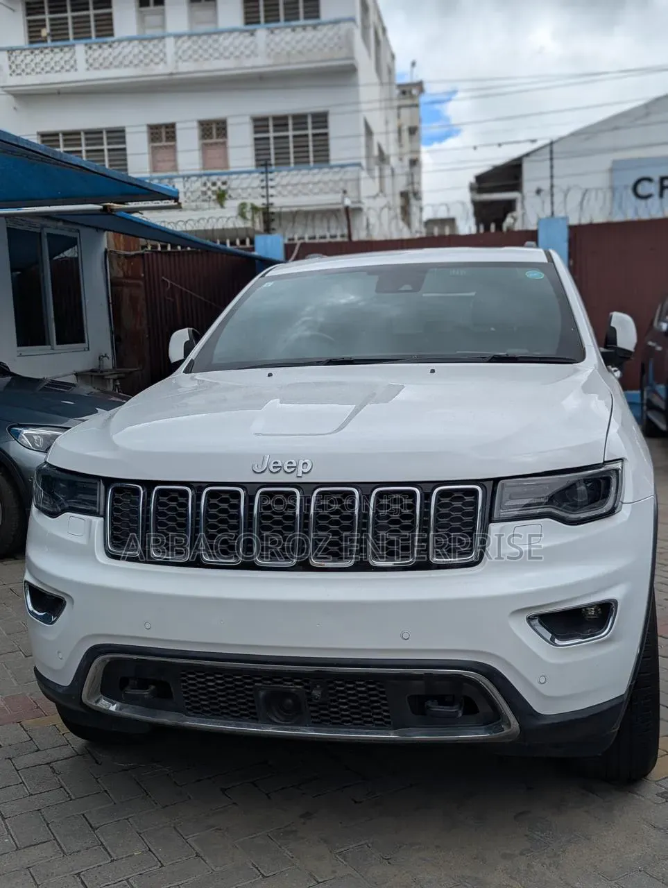 Jeep Grand Cherokee 2019 White
