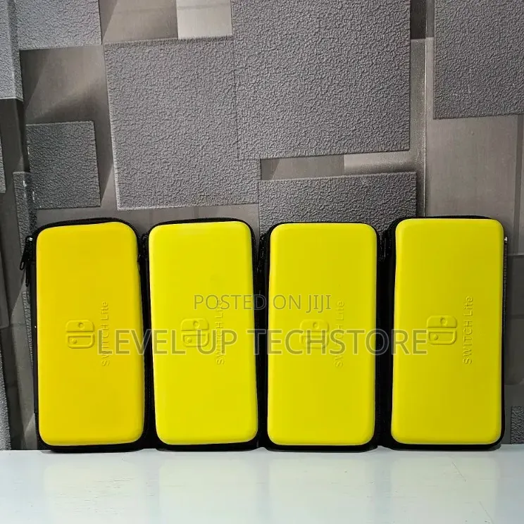 Nintendo Switch
Nintendo Switch Lite Hard Pouch