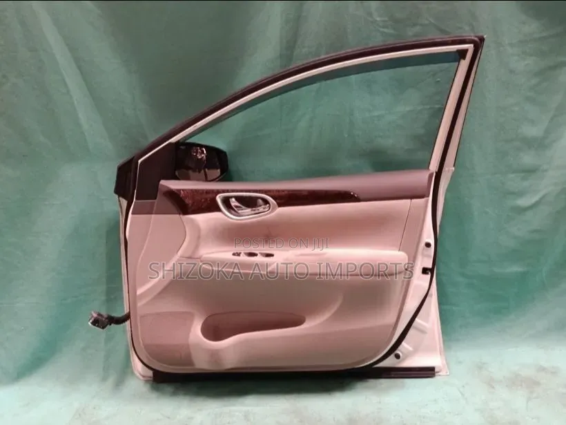 F DOOR ASSY Nissan SYLPHY/latio 2016