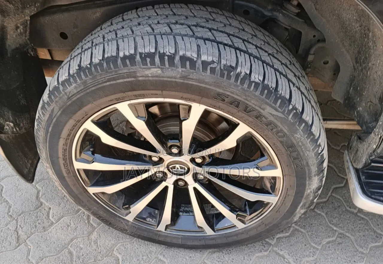 Toyota Land Cruiser Prado 2014 Black