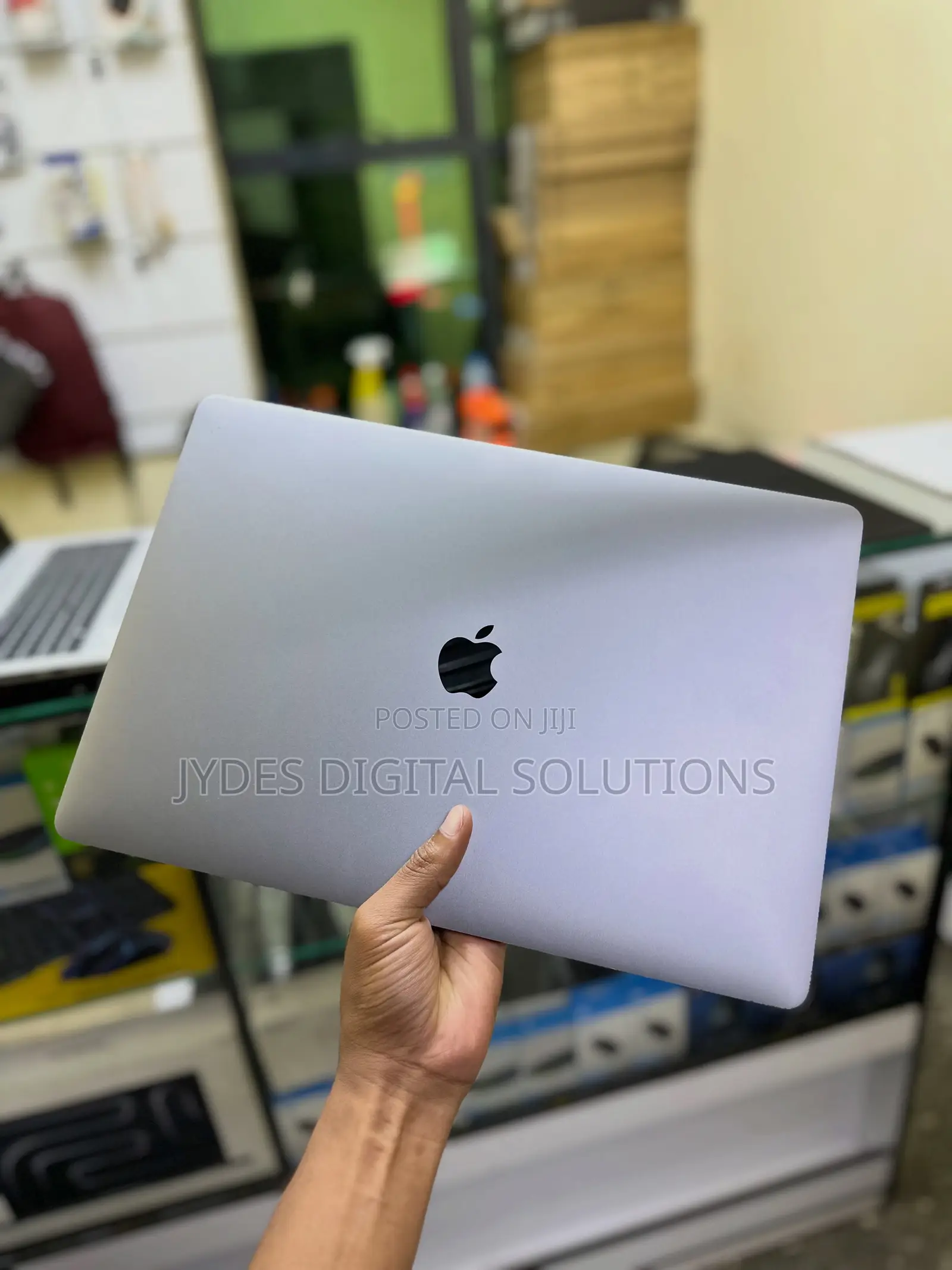 Laptop Apple MacBook Pro 16GB Intel Core i9 SSD 1T