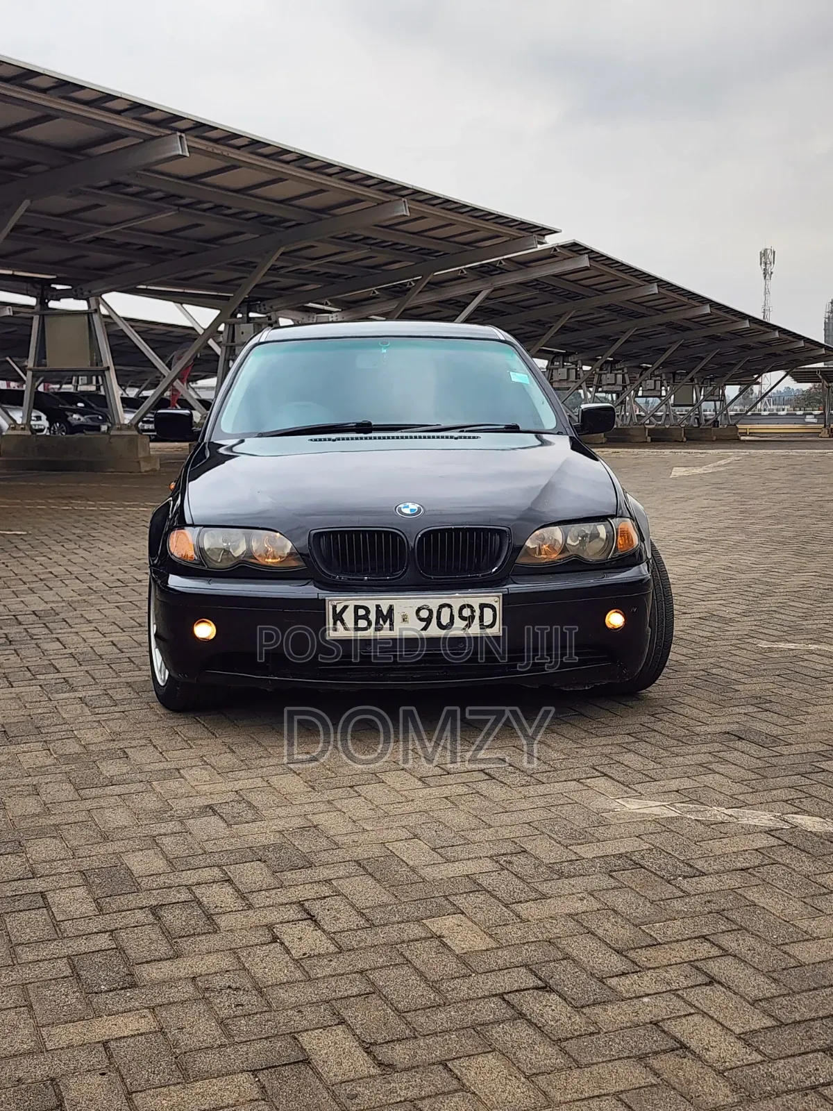 BMW 318i 2004 Black
