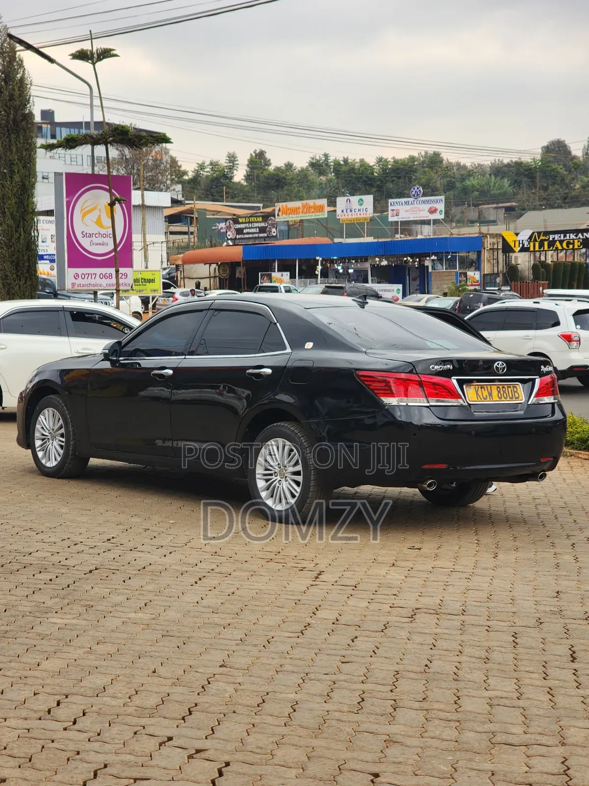 Toyota Crown 2014 Black
