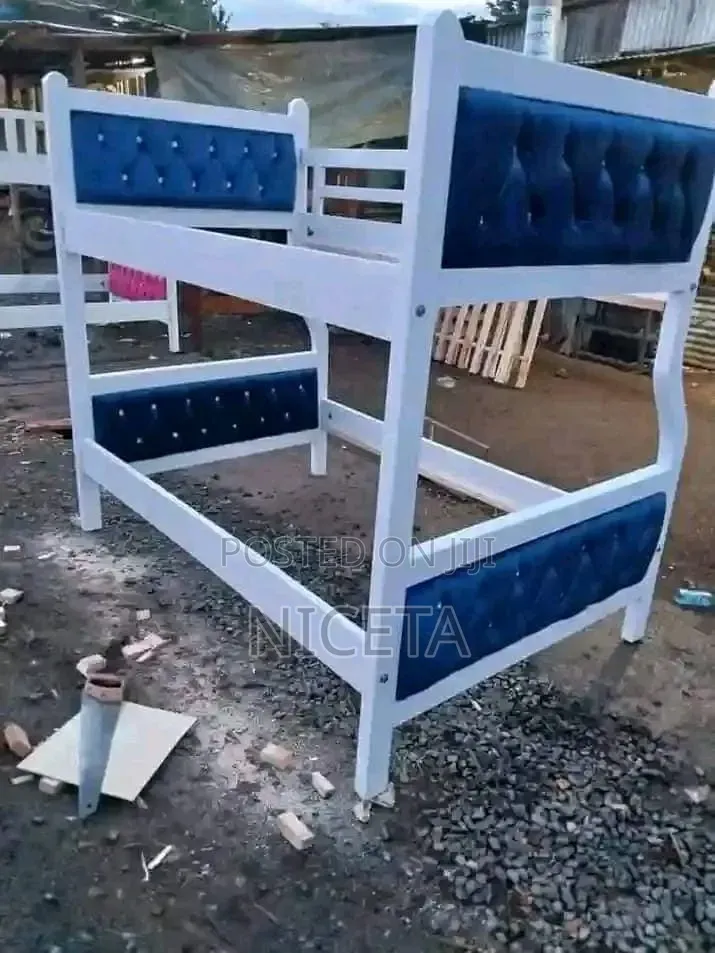 Double Decker Mocket Bed 4by6/3.5
