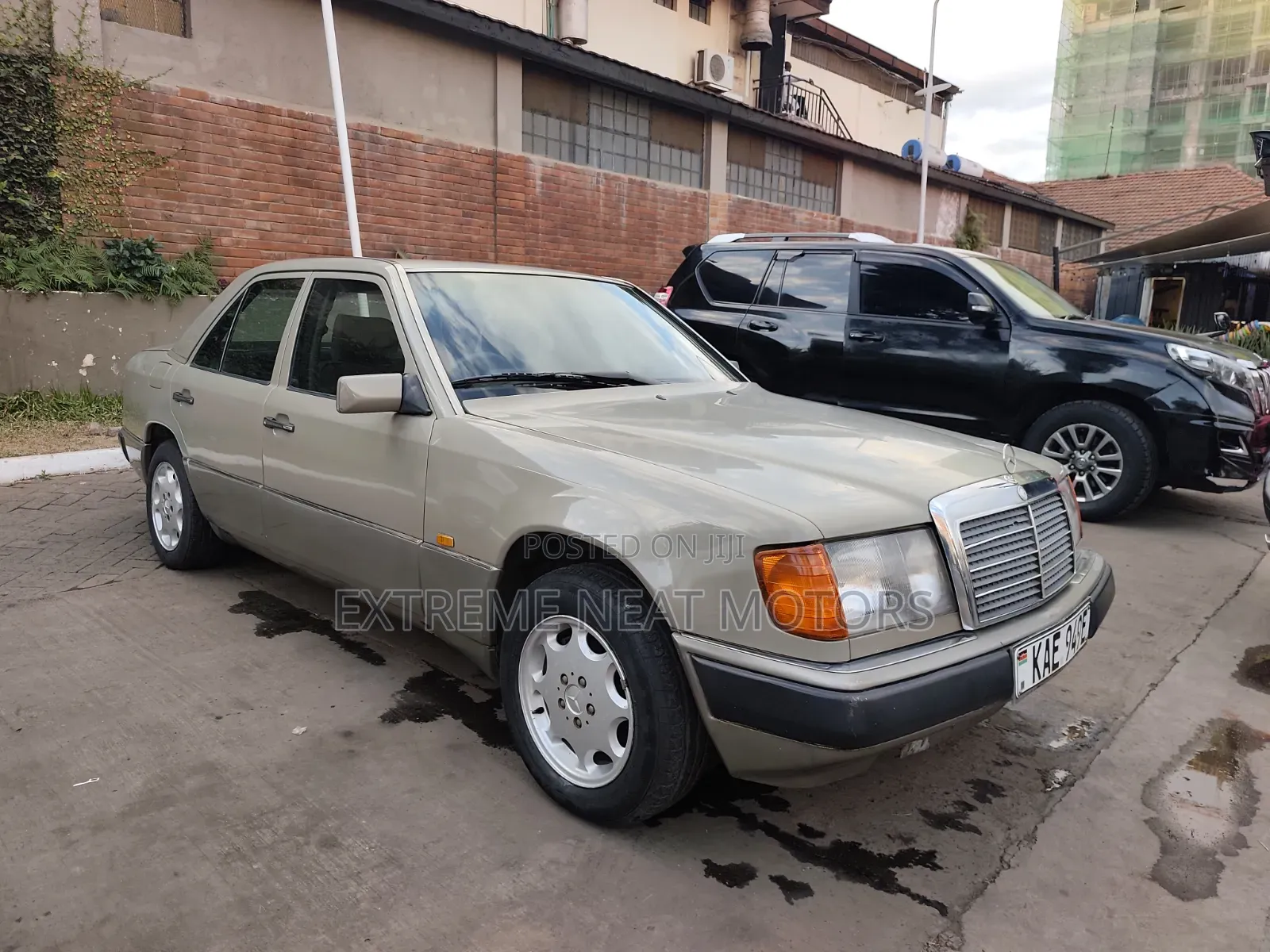 Mercedes-Benz 200E 1993 Beige