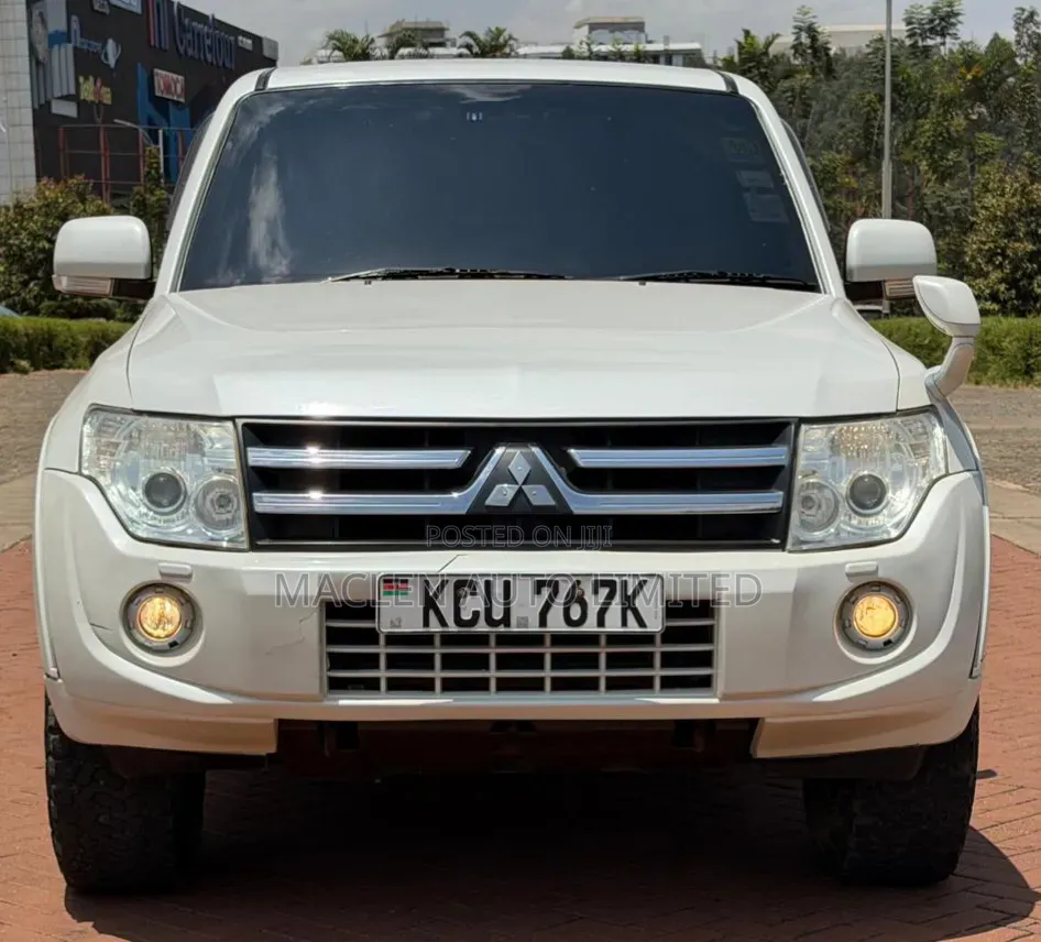 Mitsubishi Shogun 3.2 Di-Dc GLS 2012 White