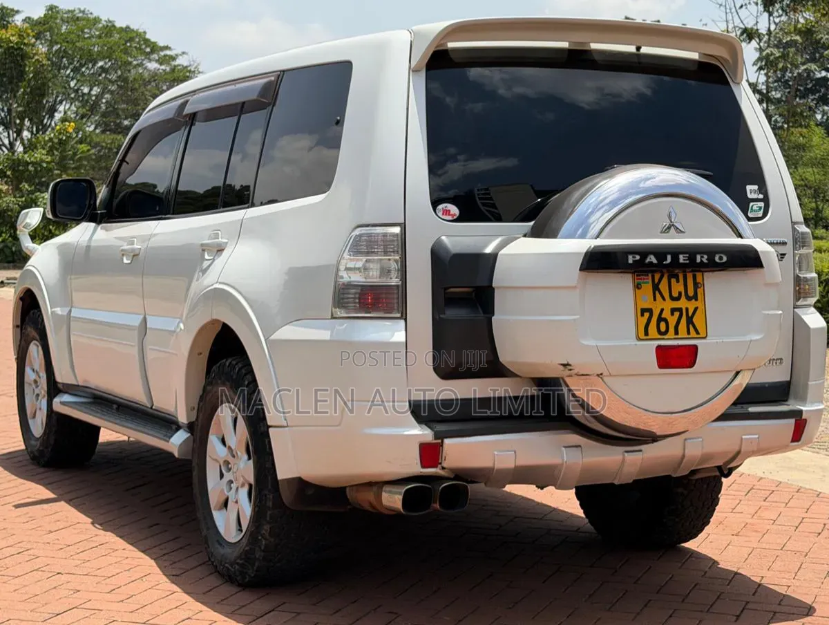 Mitsubishi Shogun 3.2 Di-Dc GLS 2012 White