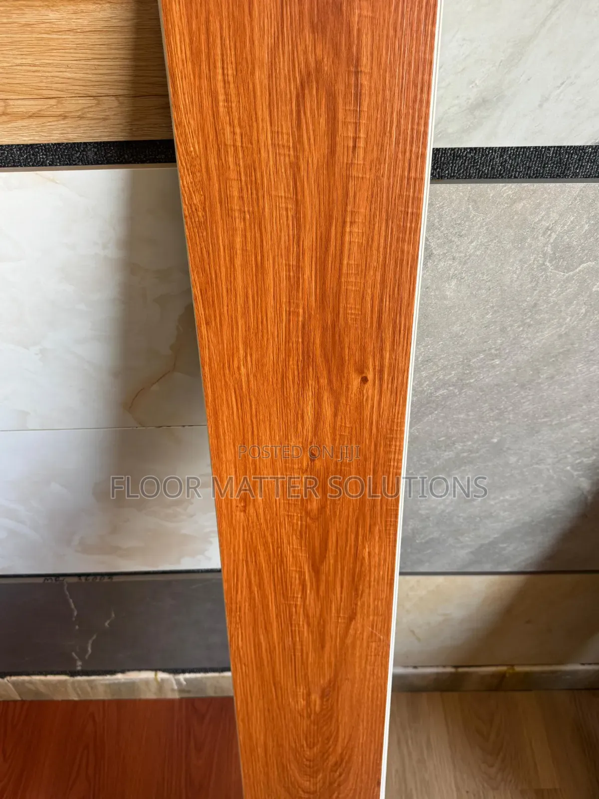 SPC Flooring (Royal Mahogany)