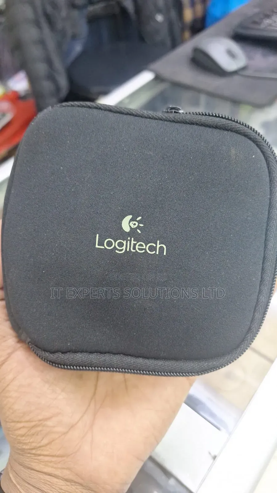 Logitech Mobile Speakerphone P710e