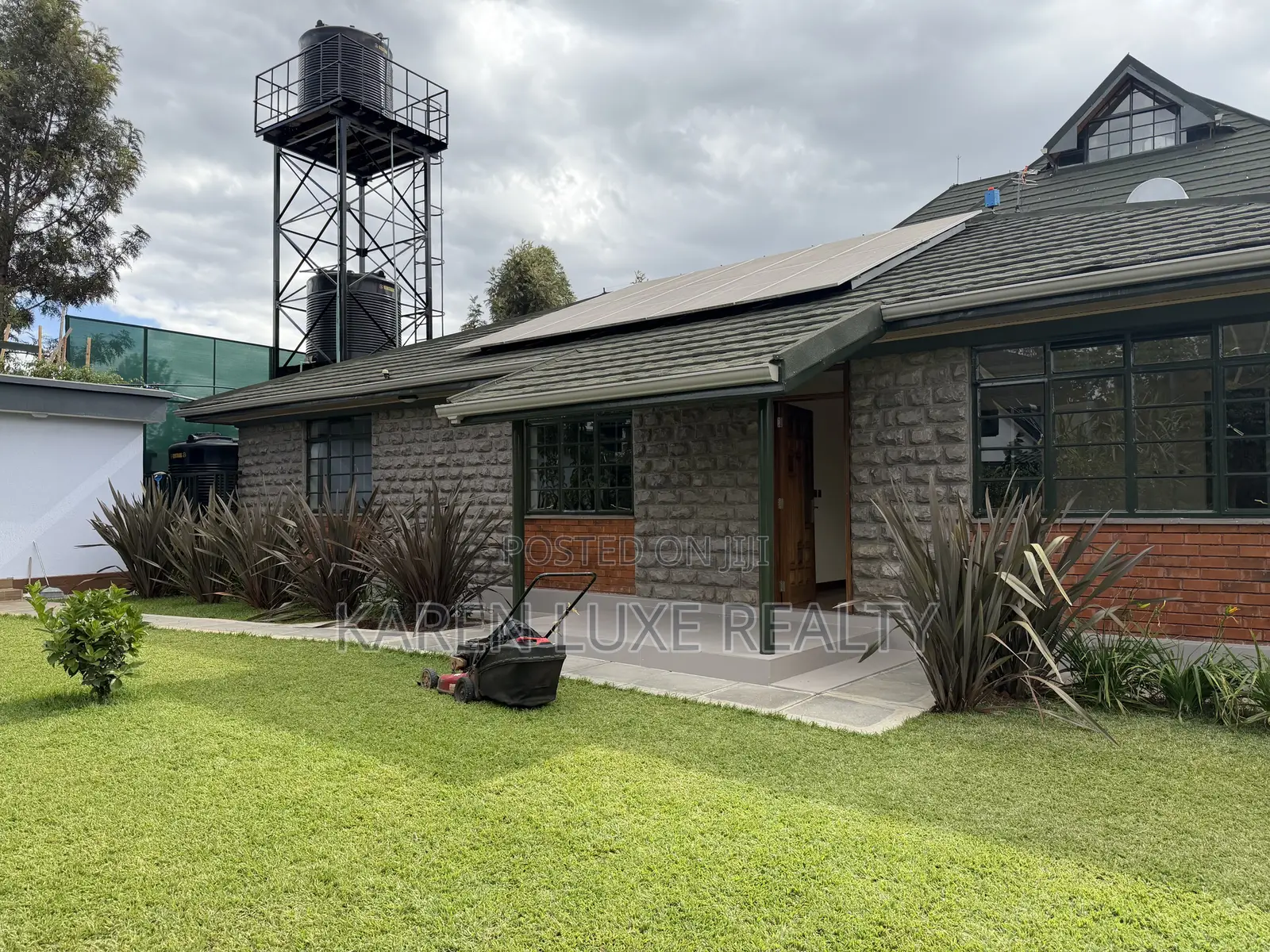3bdrm Bungalow in Karen for rent