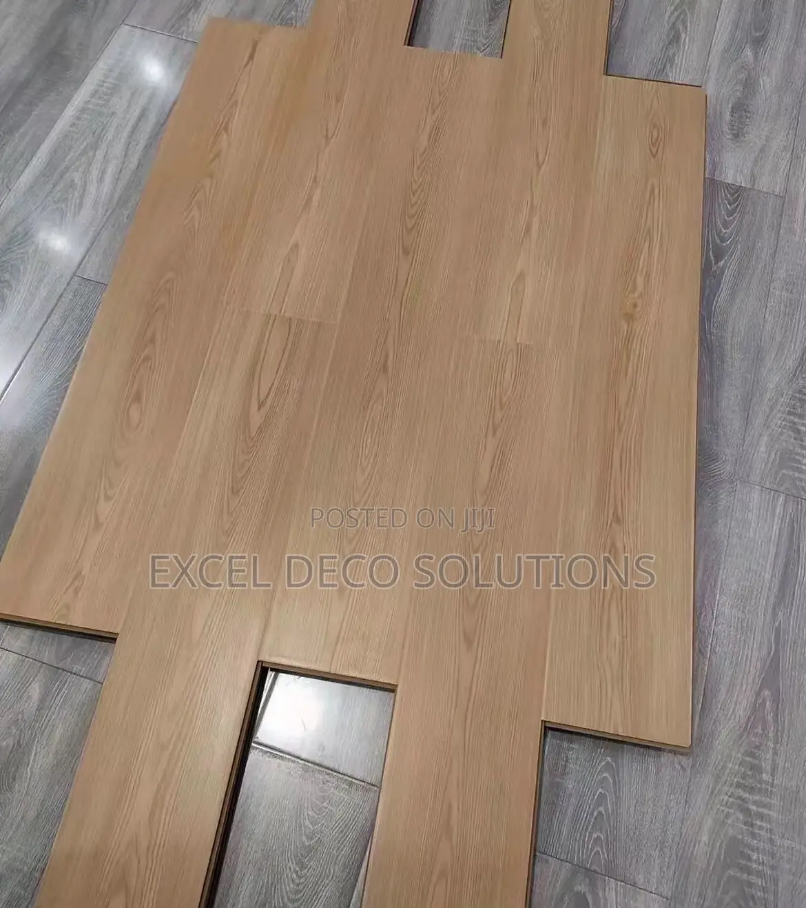 Waterproof Laminate Flooring - Moisture Resistant Planks