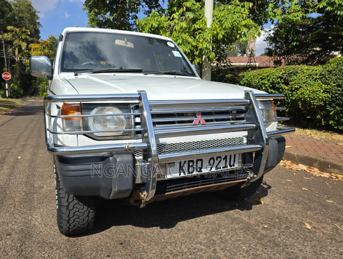 Mitsubishi Pajero 2011 White