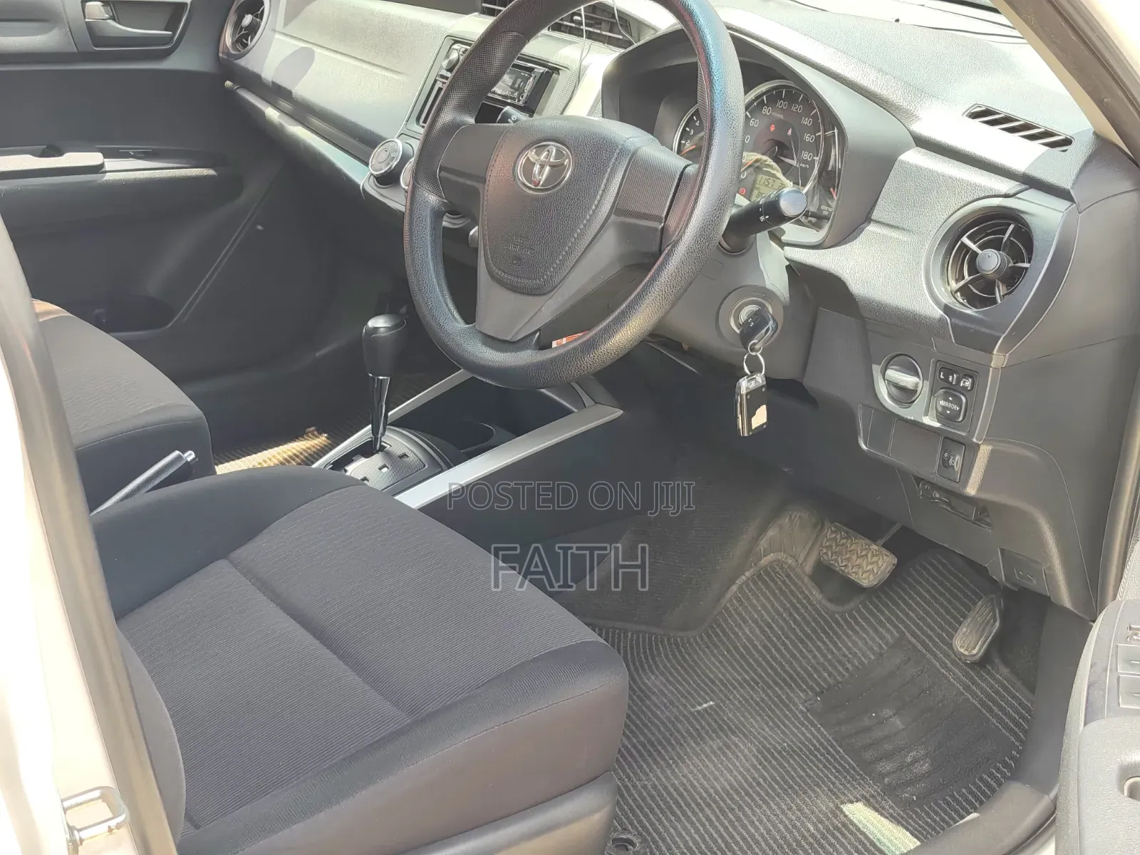 Toyota Corolla Fielder 1.5 Petrol FWD 2016 White