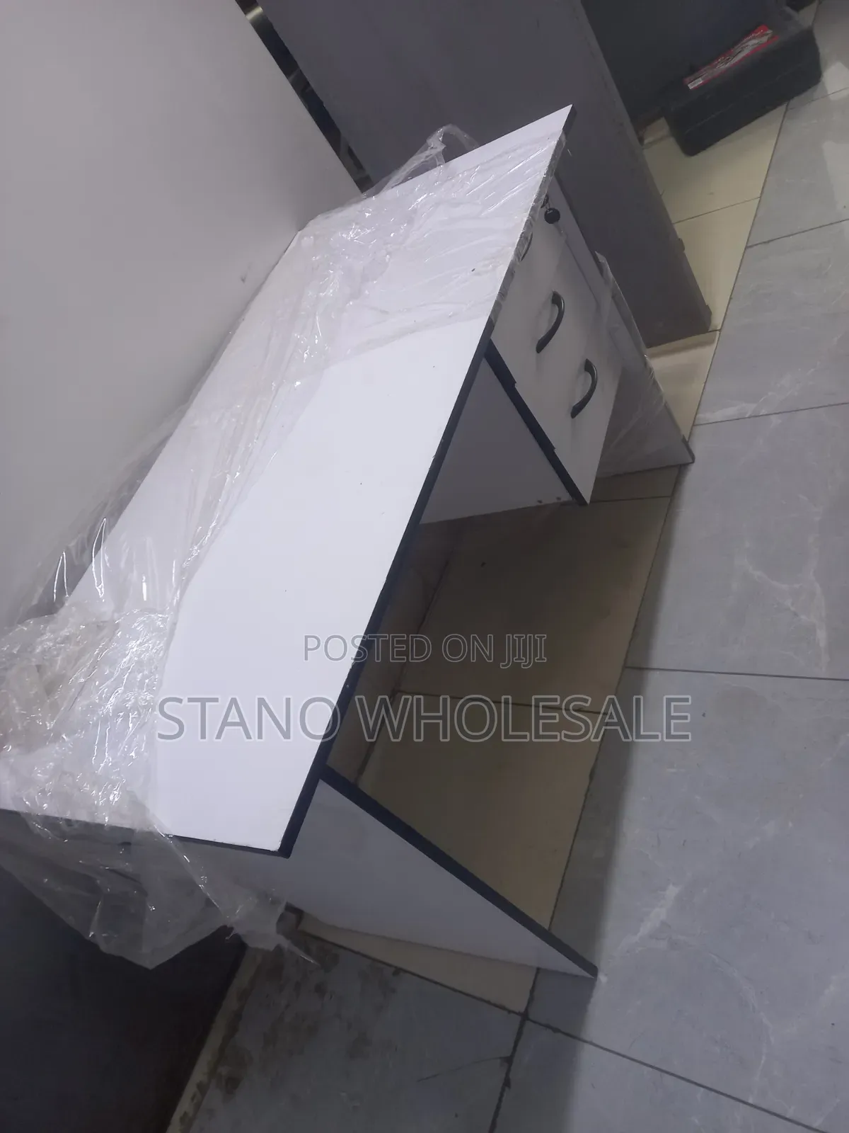0.9m Office Desk