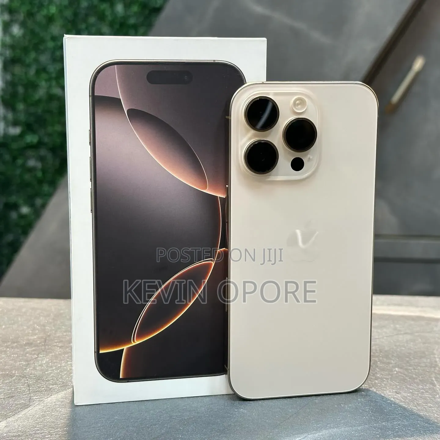 Apple iPhone 16 Pro 256 GB Gold