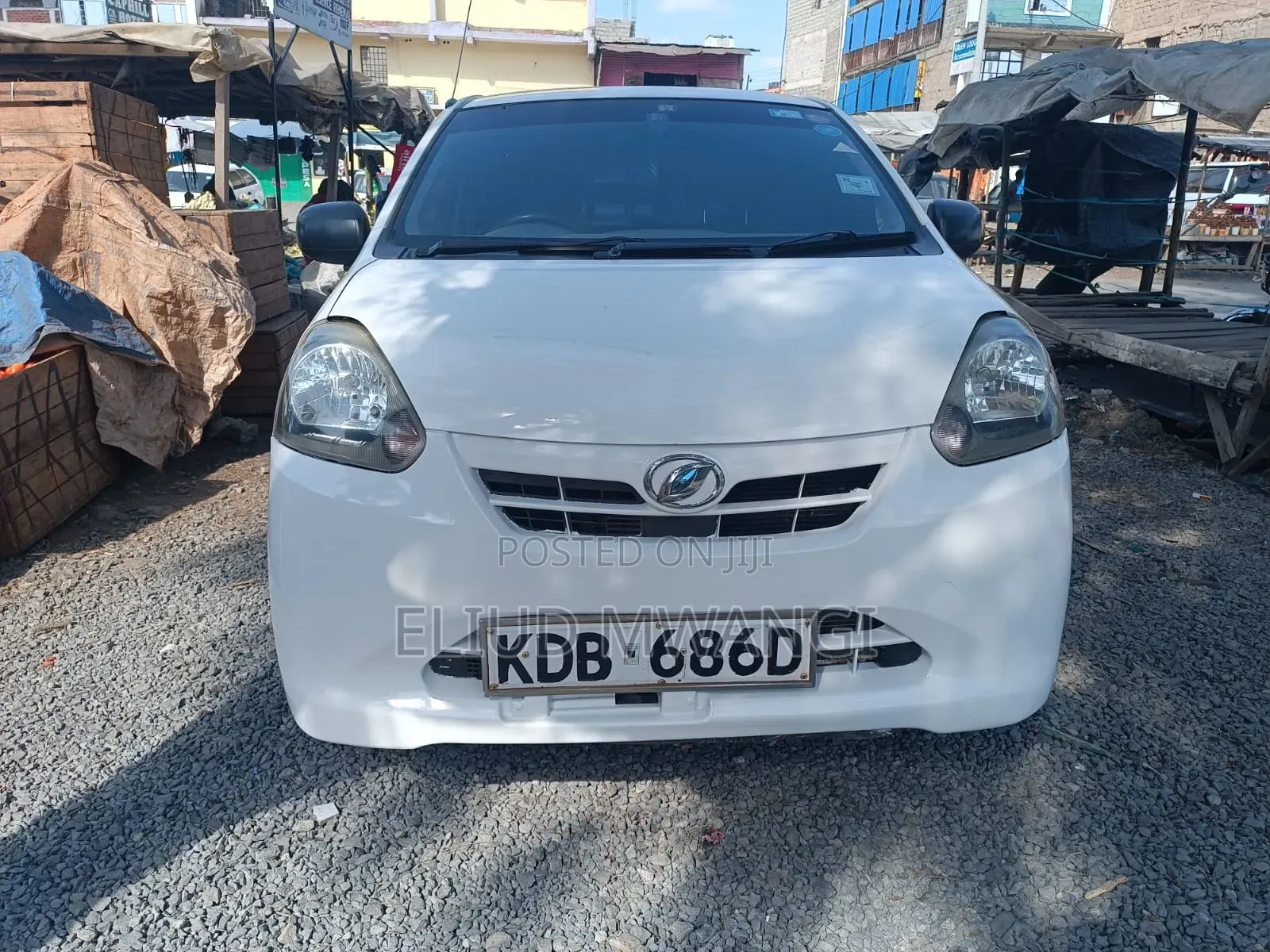Daihatsu Mira 2013 White
