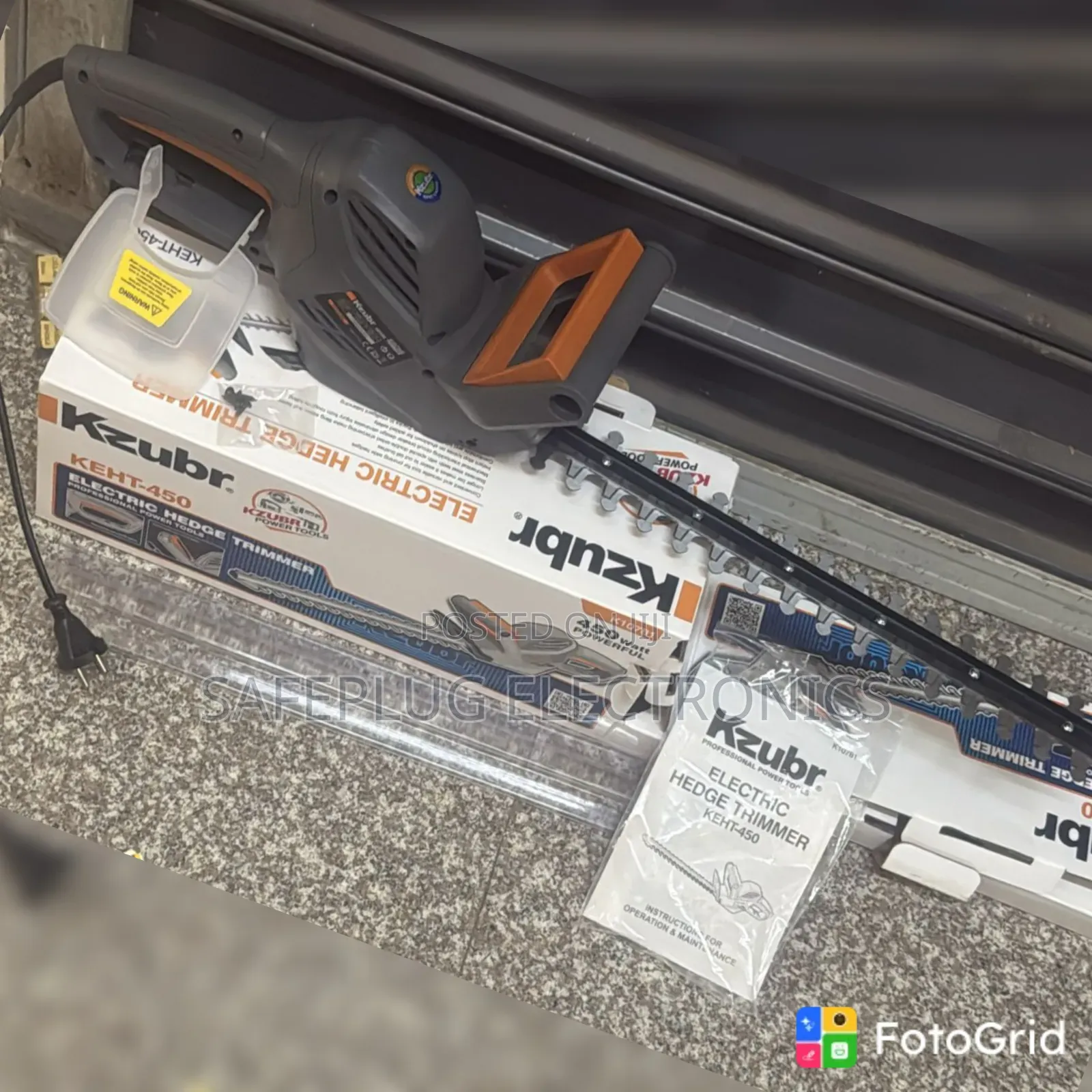 Heavy-Duty Electric Hedge Trimmer –