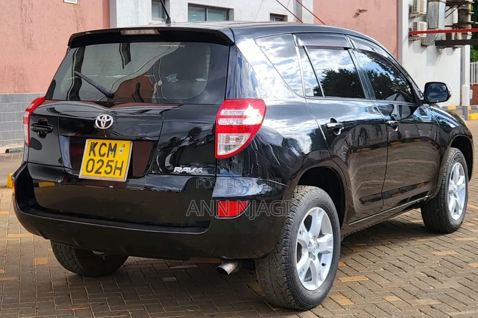 Toyota RAV4 2010 Black