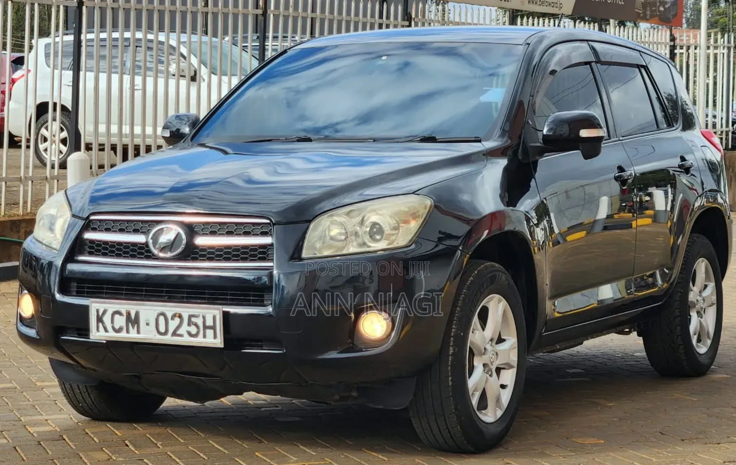 Toyota RAV4 2010 Black