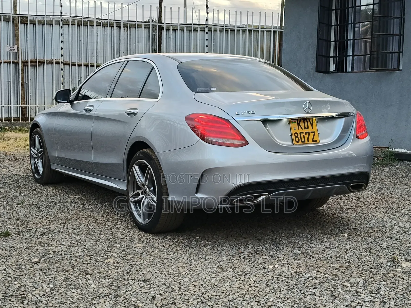 Mercedes-Benz C250 2015 Blue