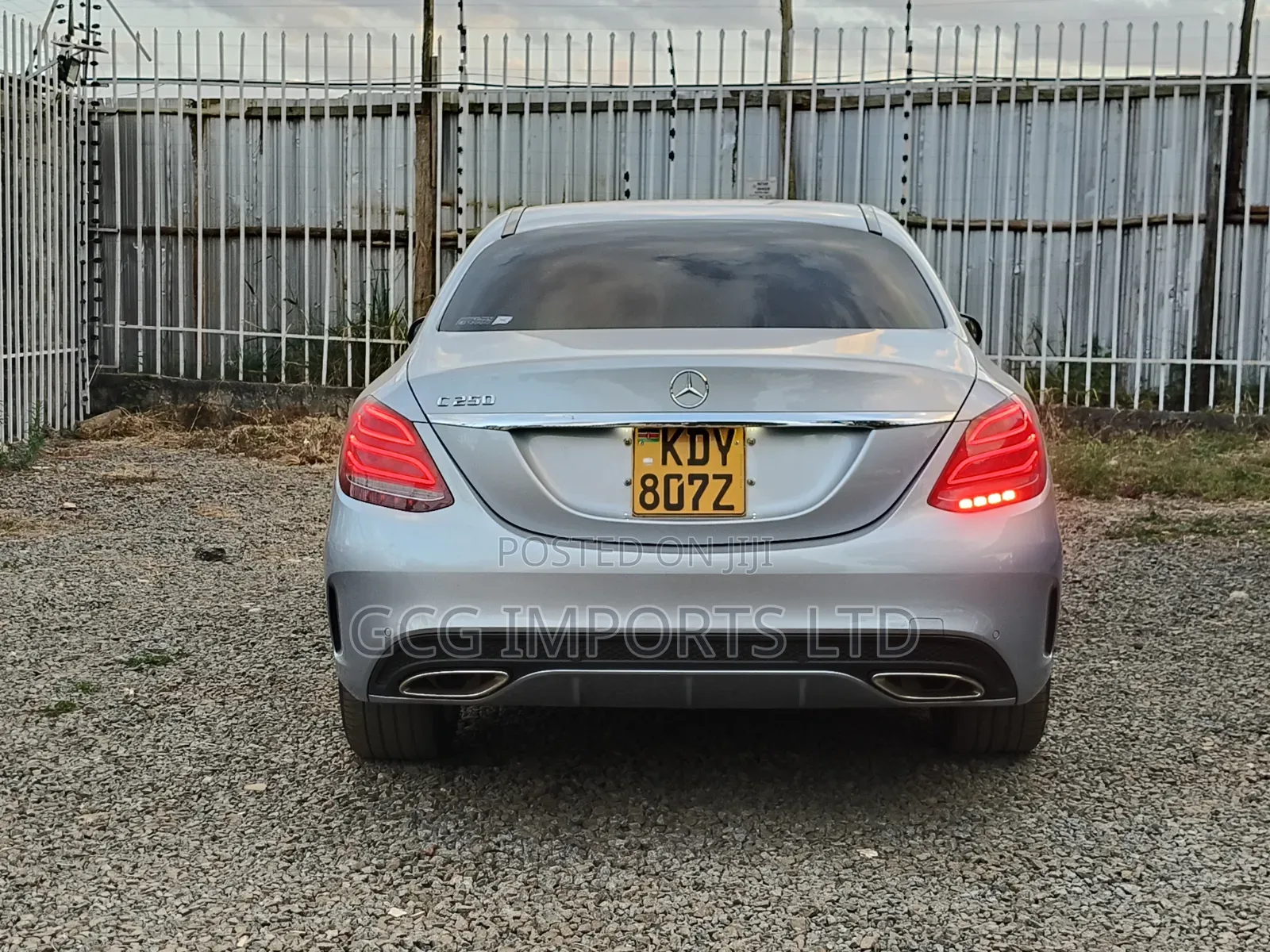 Mercedes-Benz C250 2015 Blue