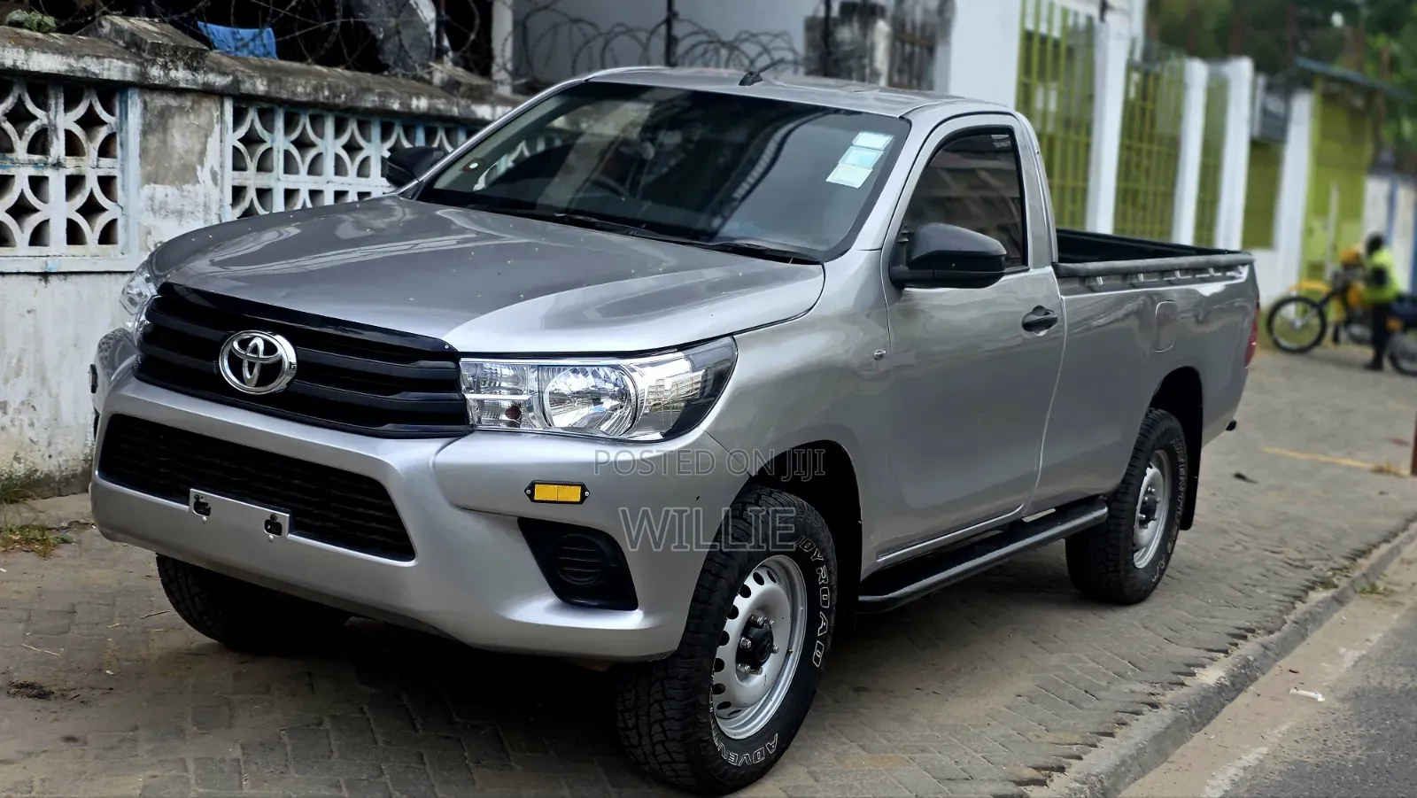 Toyota Hilux 2022 Silver