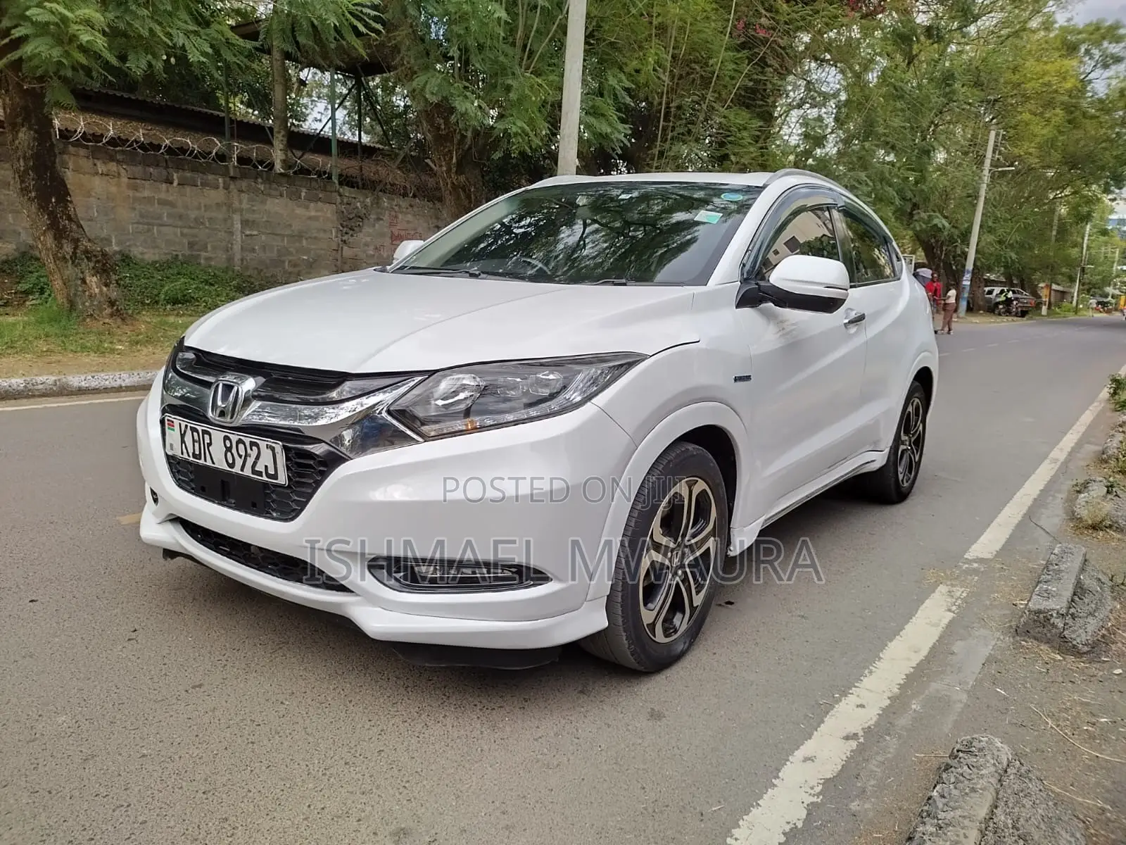 Honda Vezel 1.5 Hybrid 2WD 2017 White