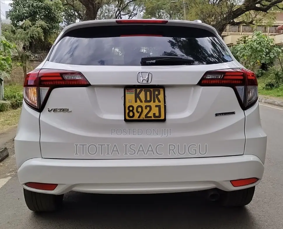 Honda Vezel 1.5 2WD 2017 White