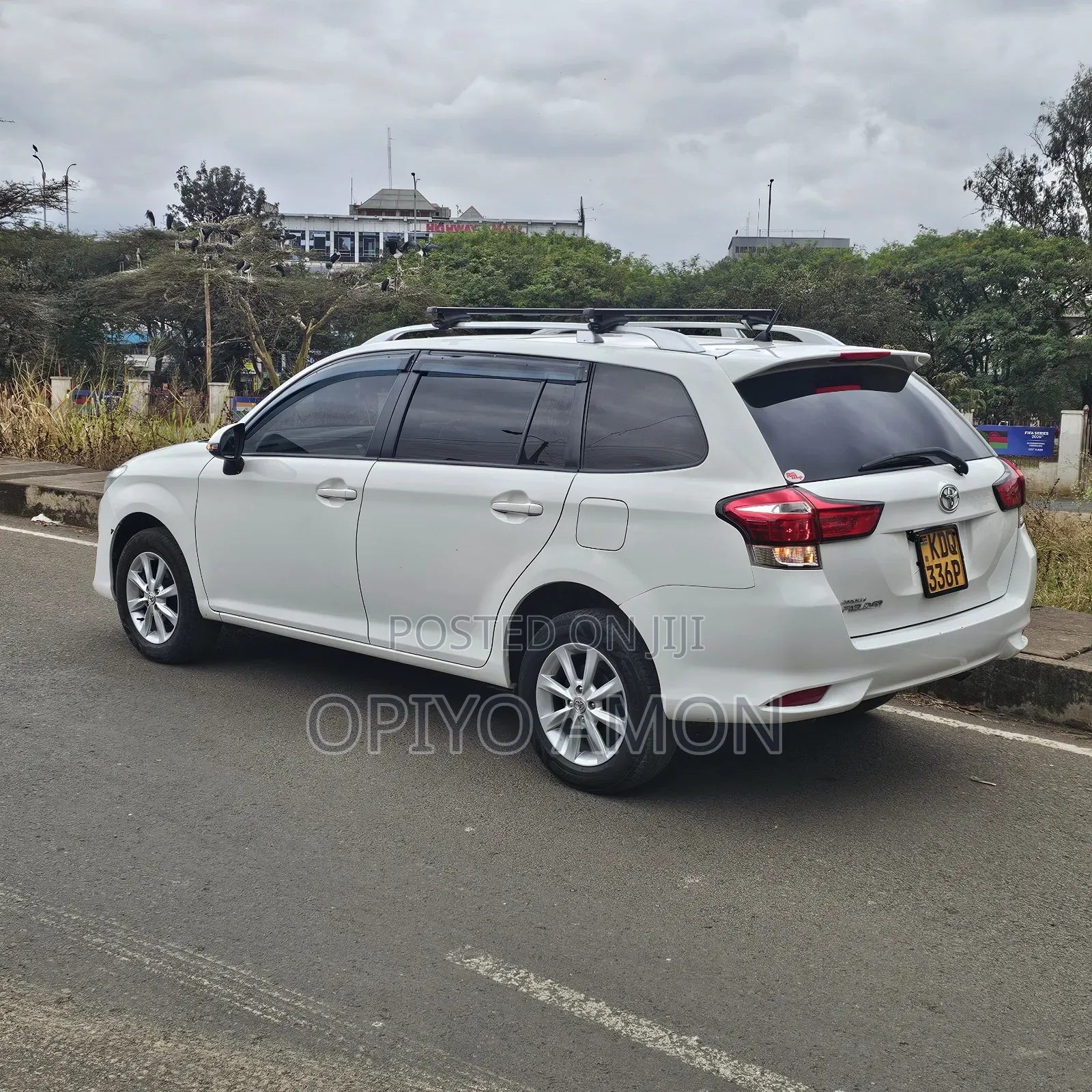 Toyota Corolla Fielder 2017 White