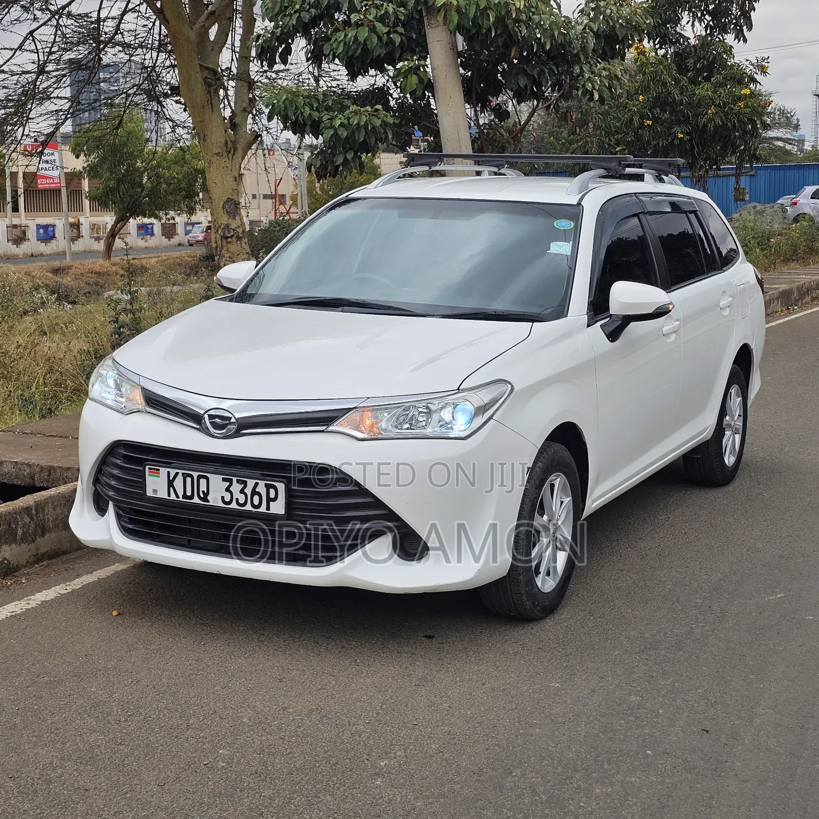 Toyota Corolla Fielder 2017 White