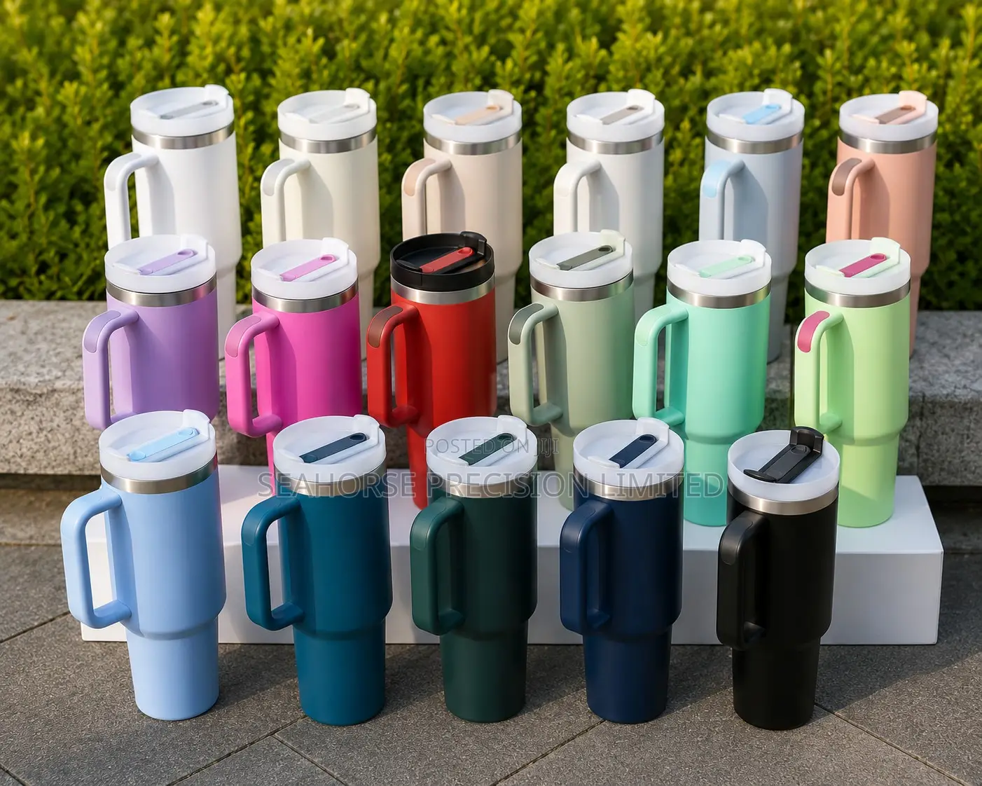 Stanley Insulated Water Bottle – Stylish & Durable
