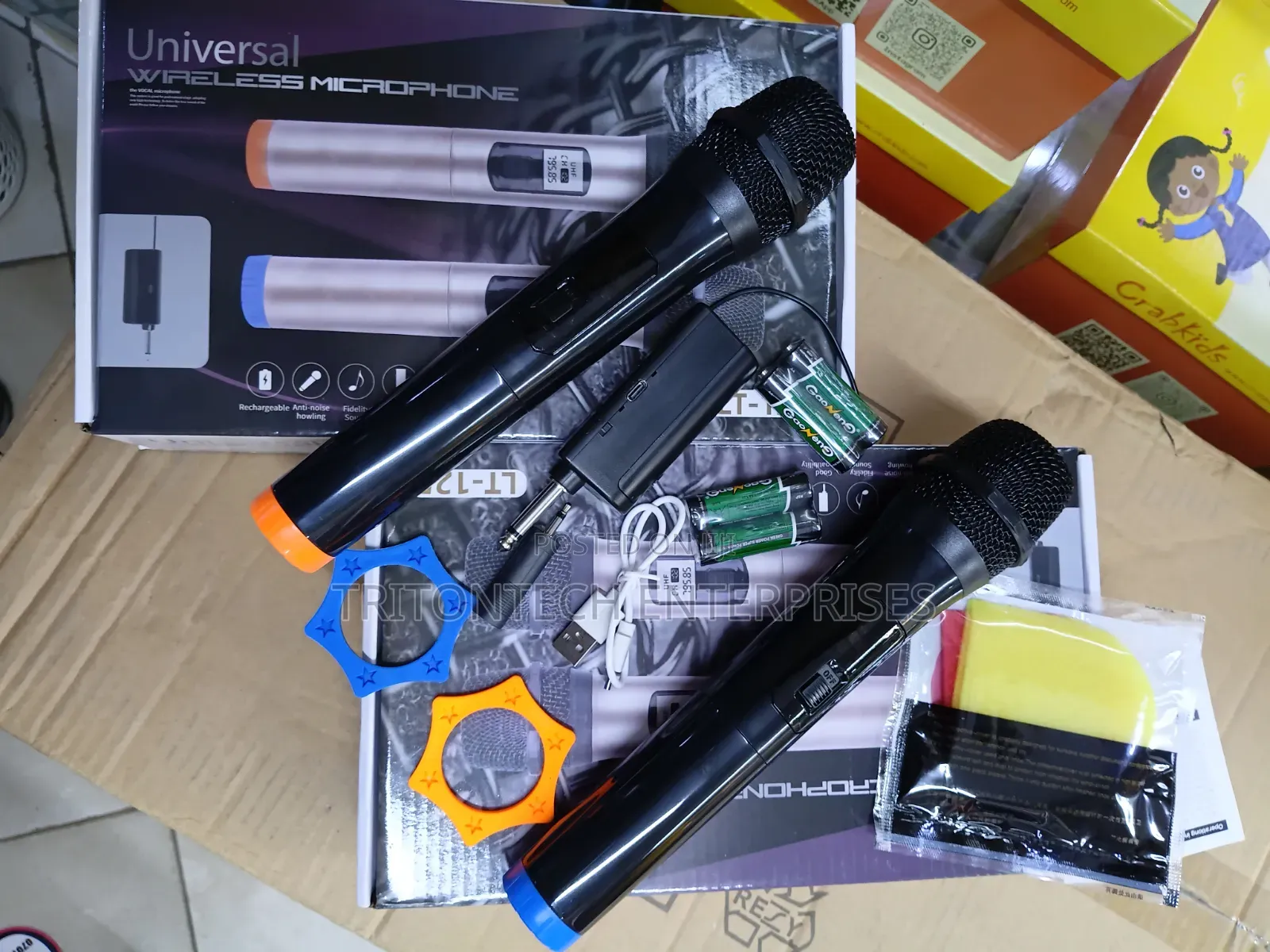 Dual Long-Range  Anti-Interference UHF Microphone