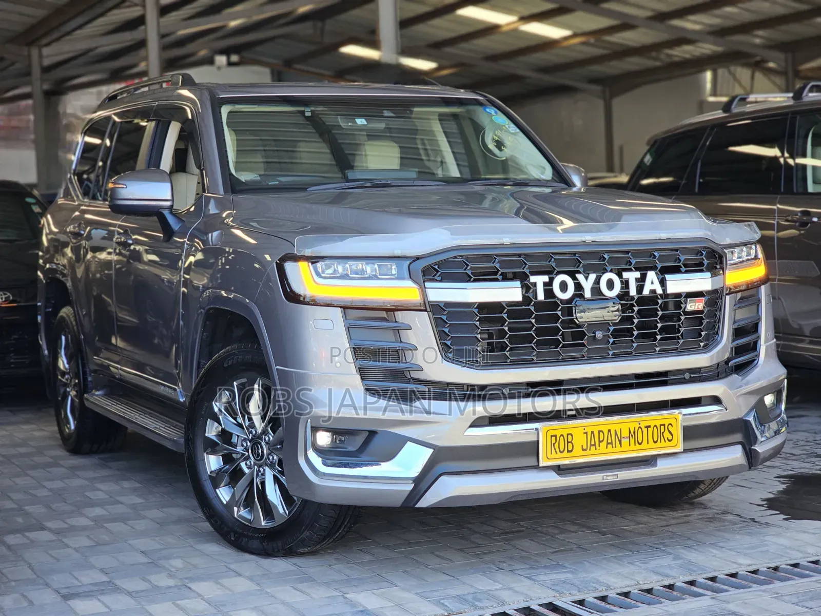 Toyota Land Cruiser 3.3 Diesel 4WD 2022 Silver