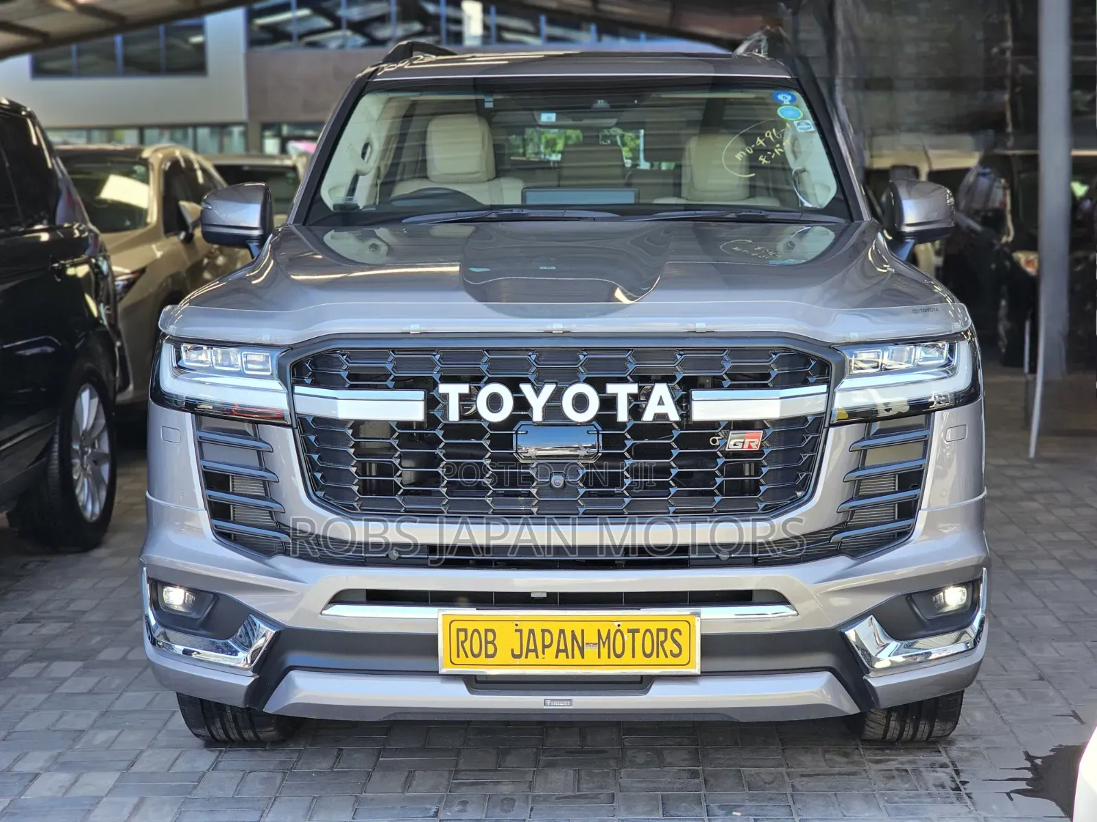 Toyota Land Cruiser 3.3 Diesel 4WD 2022 Silver
