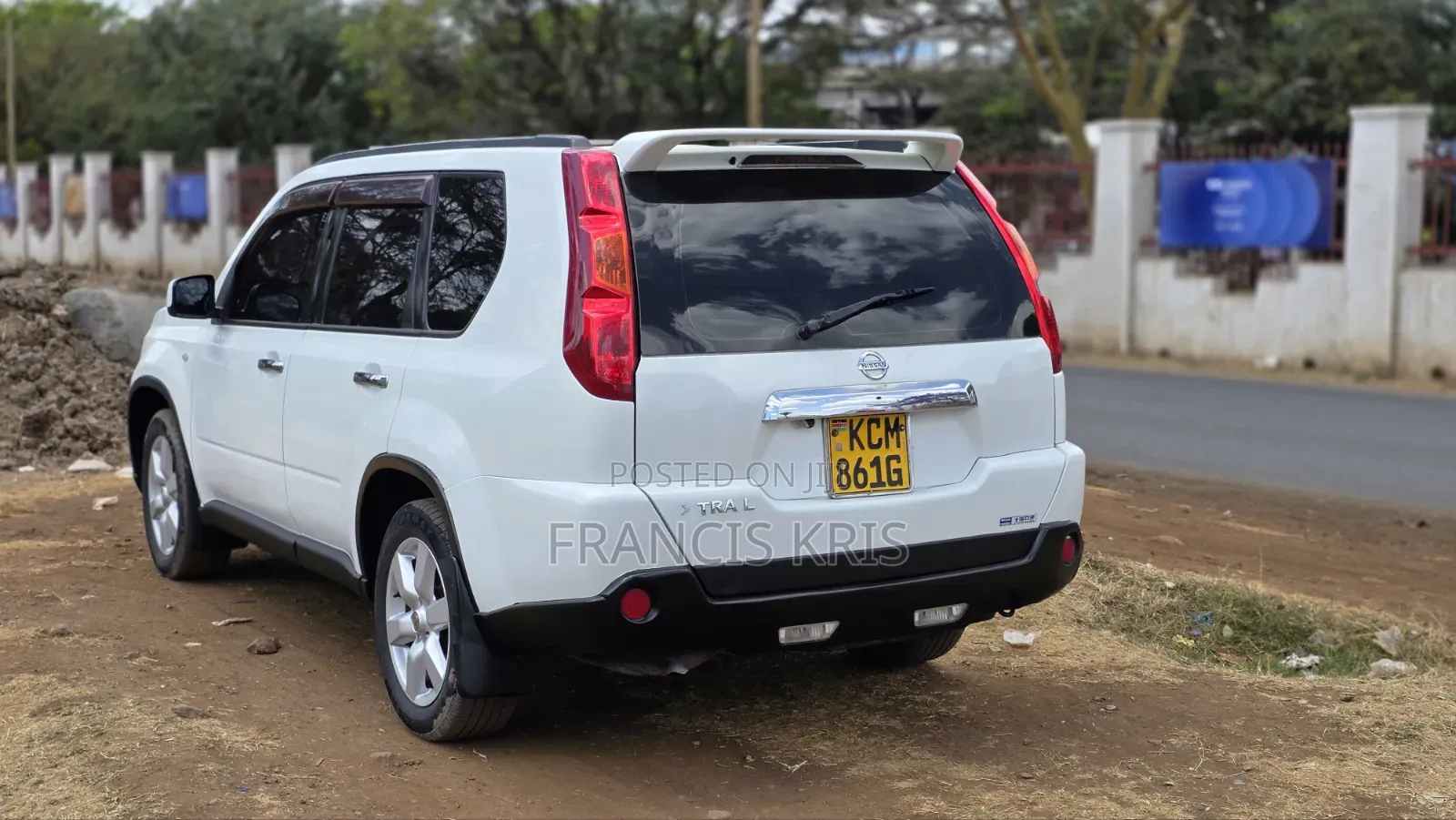 Nissan X-Trail 2.0 Petrol XE 2010 White
