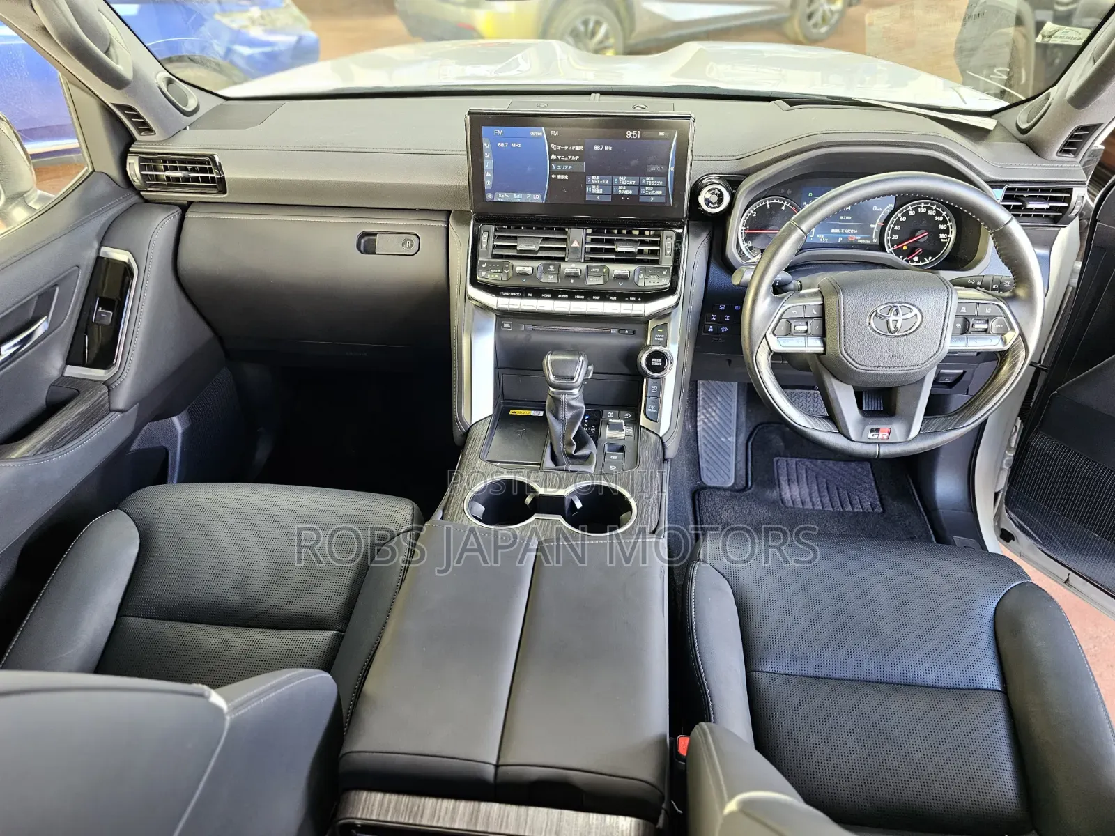 Toyota Land Cruiser 3.3 Diesel 4WD 2022 White
