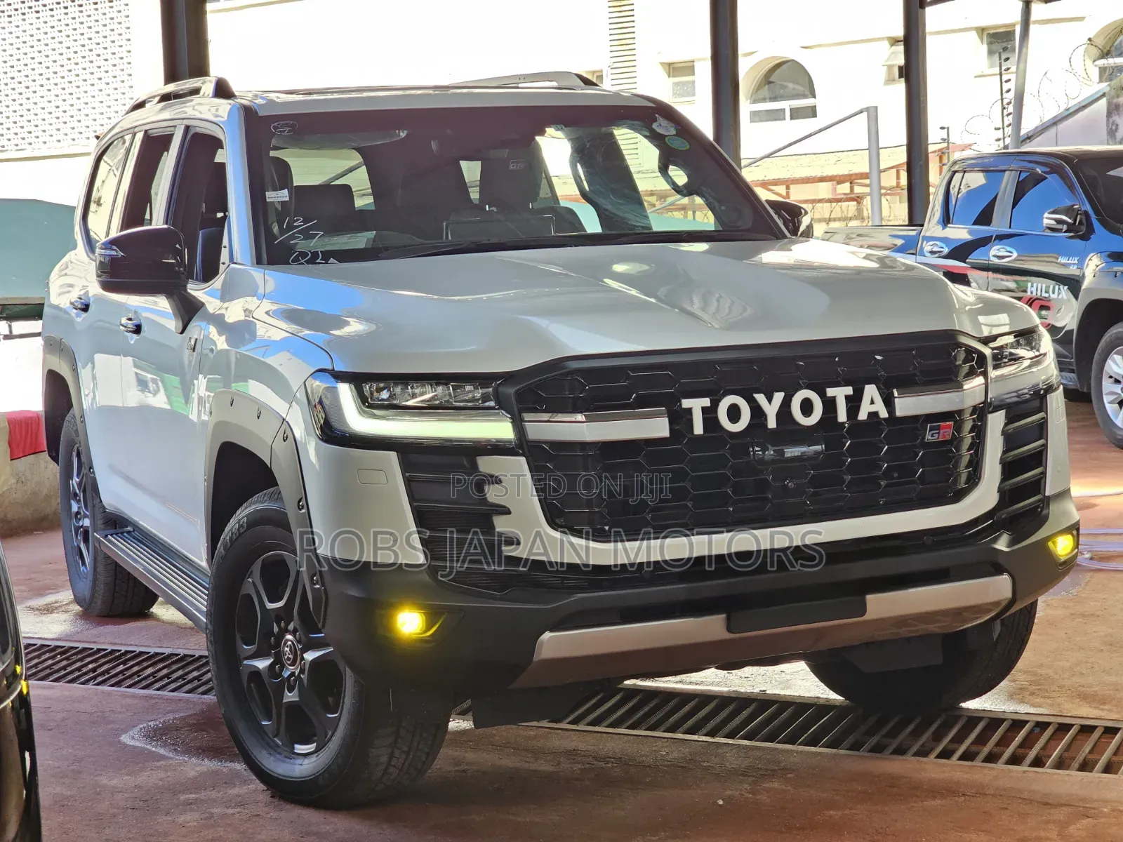Toyota Land Cruiser 3.3 Diesel 4WD 2022 White