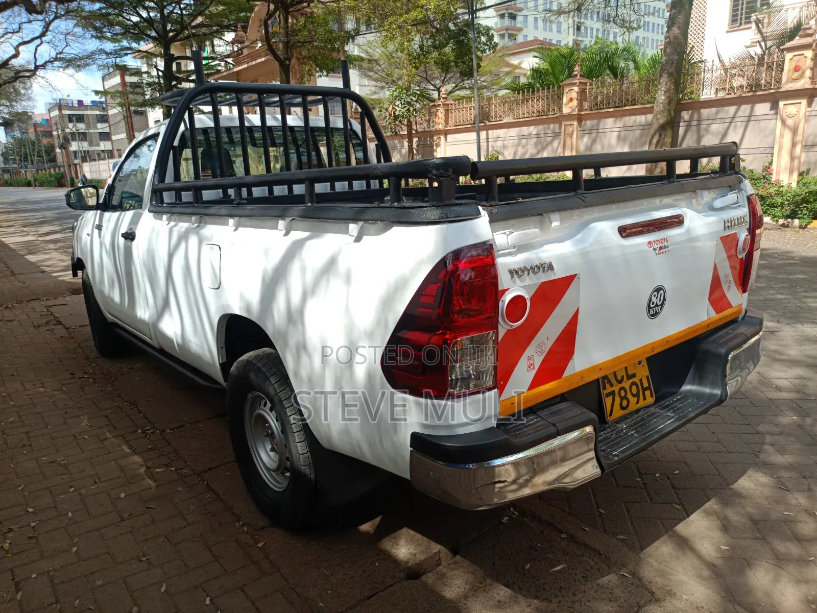 Toyota Hilux 2017 White