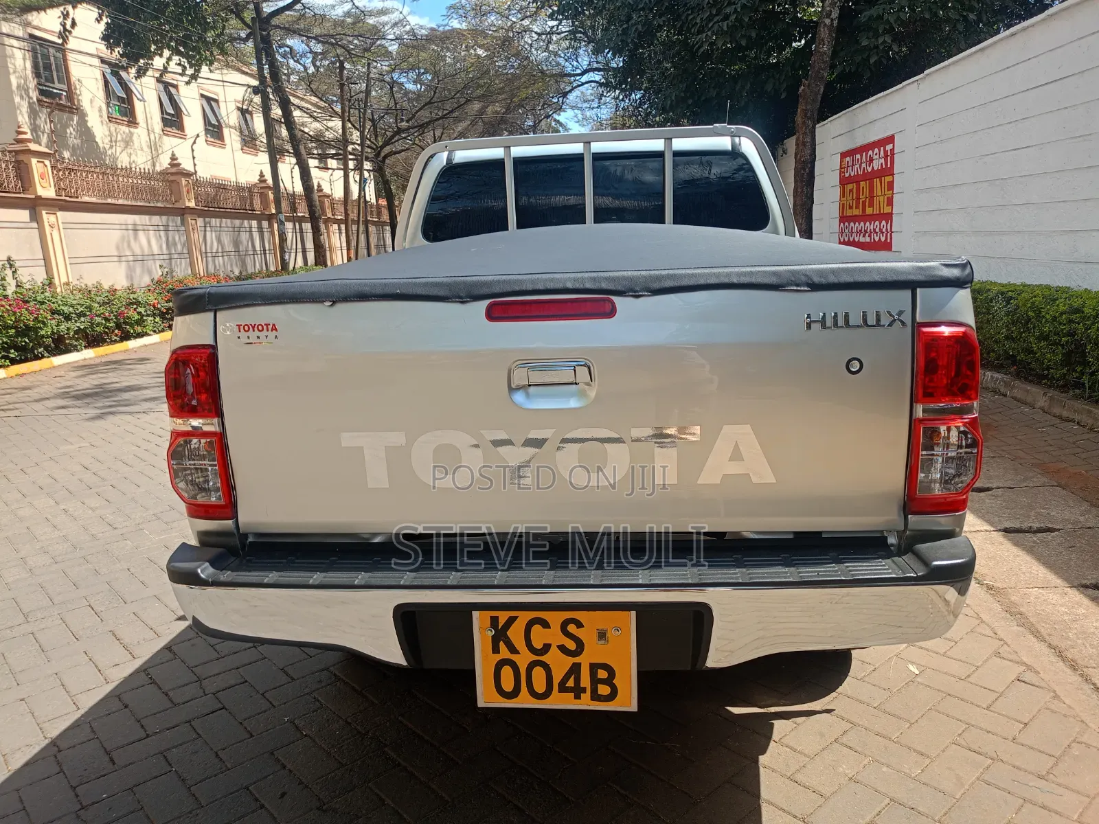 Toyota Hilux 2012 Gold